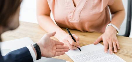 Агенція чи самостійно: як вступити в іноземний університет?