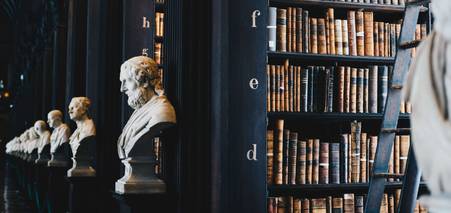 Навіщо вчити міжнародне право за кордоном?