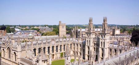 Чому варто поїхати навчатися в Oxford Royale Academy (ORA) вже цього літа