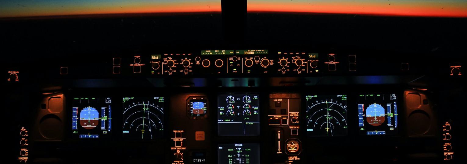 
							Индустрия авиаперевозок: как стать пилотом | Mudra