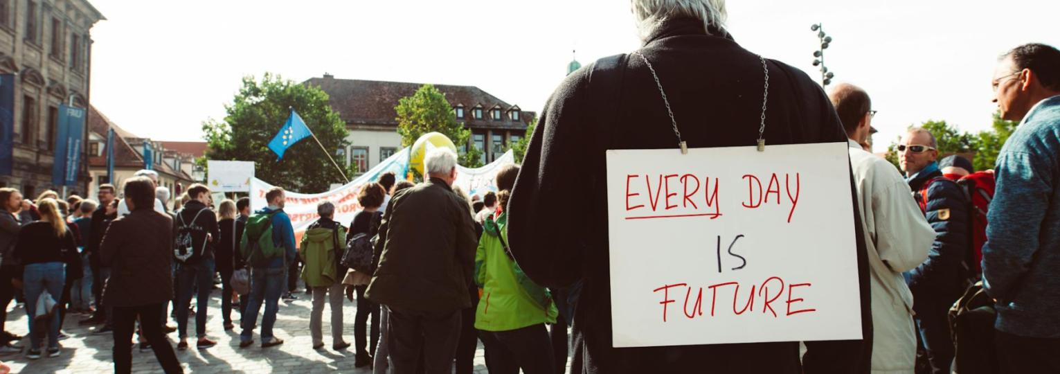 
							Как политическая ситуация влияет на обучение за рубежом в 2026 году