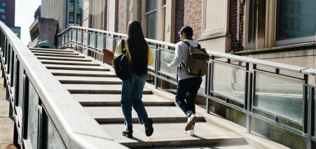 Закінчую 10 клас: як підготуватися до навчання за кордоном у 2026 році?